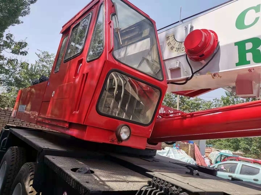 TG-500E Cranes de caminhões Cranes móveis QY25K QY25KA QY50KA QY50K QY70K QY70KA QY100K STC500 em Xangai