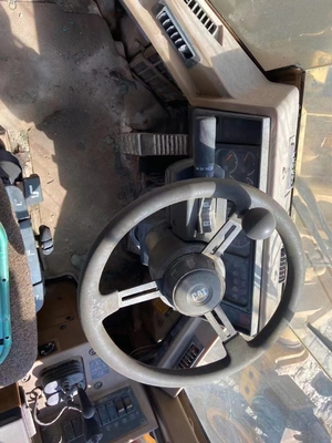 CAT950F Carregador de rodas usado em boas condições de funcionamento e com elevada energia