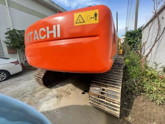 Excavadora usada Hitachi ZX210 com capacidade de balde de 0,45m3 e peso da máquina de 21500 KG