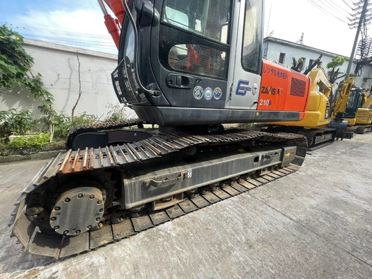 Excavadora usada Hitachi ZX210 com capacidade de balde de 0,45m3 e peso da máquina de 21500 KG