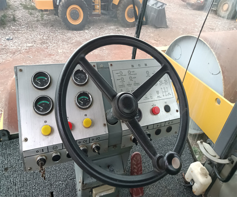 Força emocionante 50KN 21000 KG Usado Roller Rodoviário 3Y252 para a sua construção