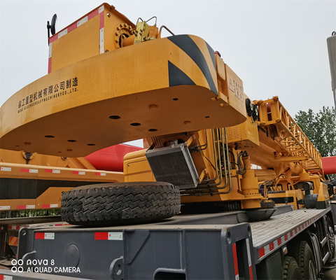 XCMG QY70KA 70T guindaste móvel de caminhão com válvula hidráulica Liyuan e peso de 20000 kg