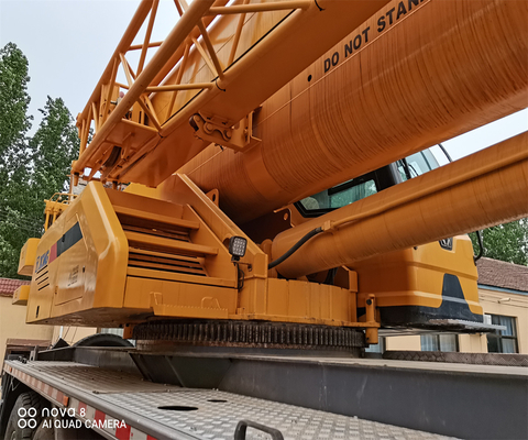 Guindaste móvel de 70T XCMG QY75K Guindaste de caminhão usado com cilindro e válvula hidráulica Liyuan
