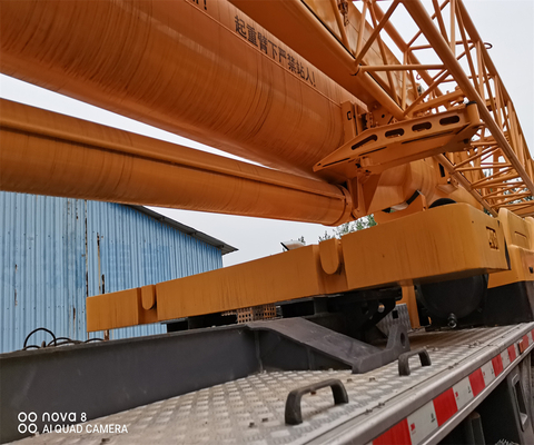 Guindaste móvel de 70T XCMG QY75K Guindaste de caminhão usado com cilindro e válvula hidráulica Liyuan