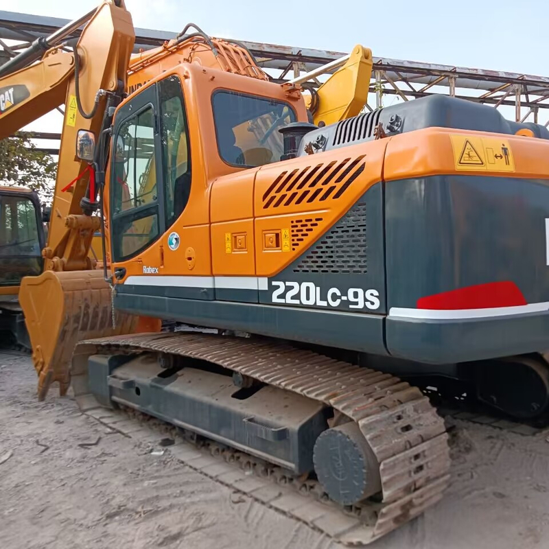 4600MM Altura máxima de escavação Excavadora utilizada a 4,2 km/h Velocidade nominal para projetos de construção