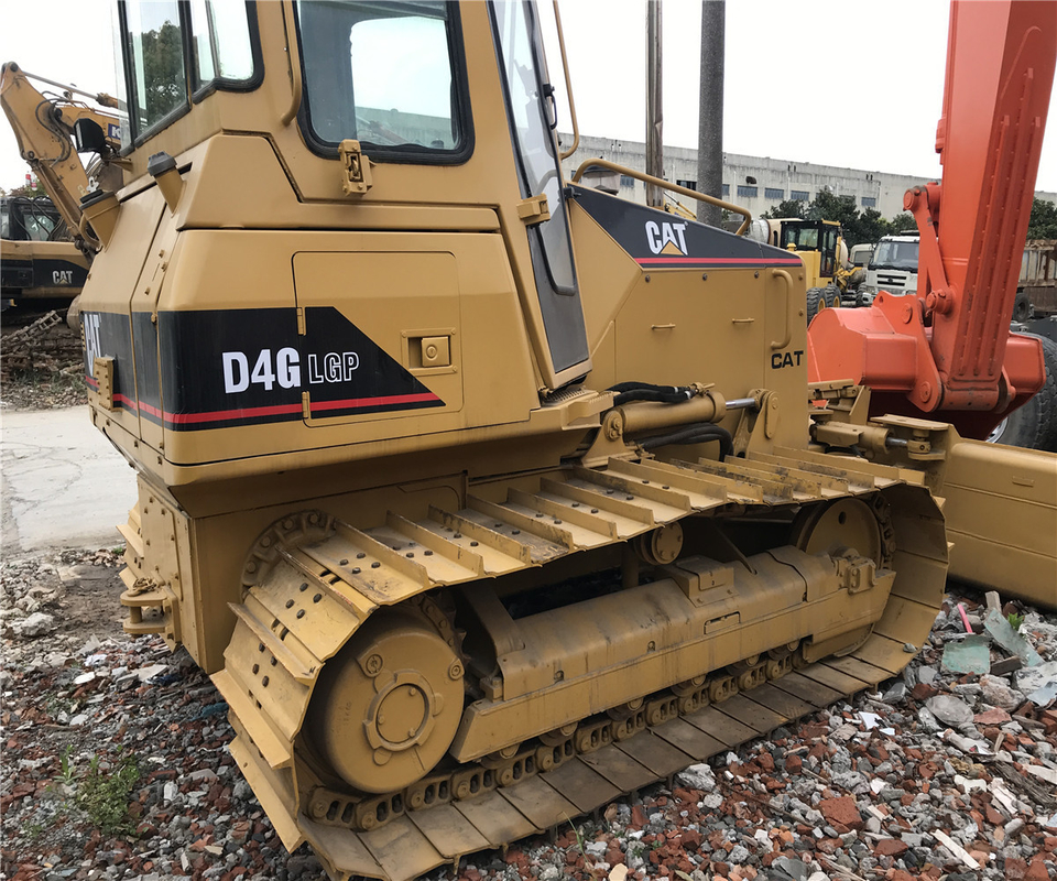 Bulldozer usado com motor Cummins CAT D4GLGP para oficinas de reparação de máquinas