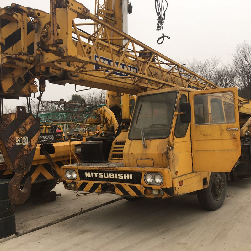 Outro caminhão de motor usado guindaste TL200E A solução definitiva para obras de construção