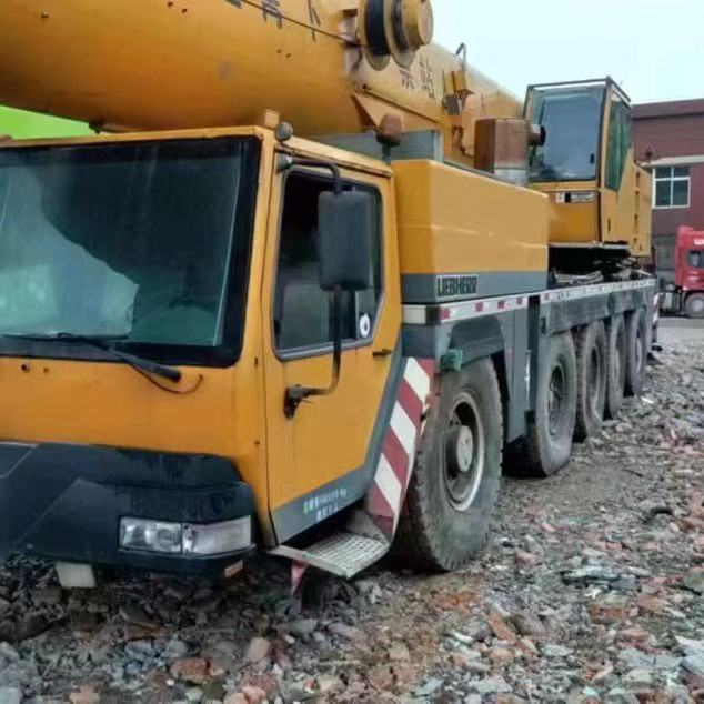 Cranes de caminhões usados LIEBHER LTM1200 QAY220 QAY200 QY130K QY100KC com bomba hidráulica Hengli